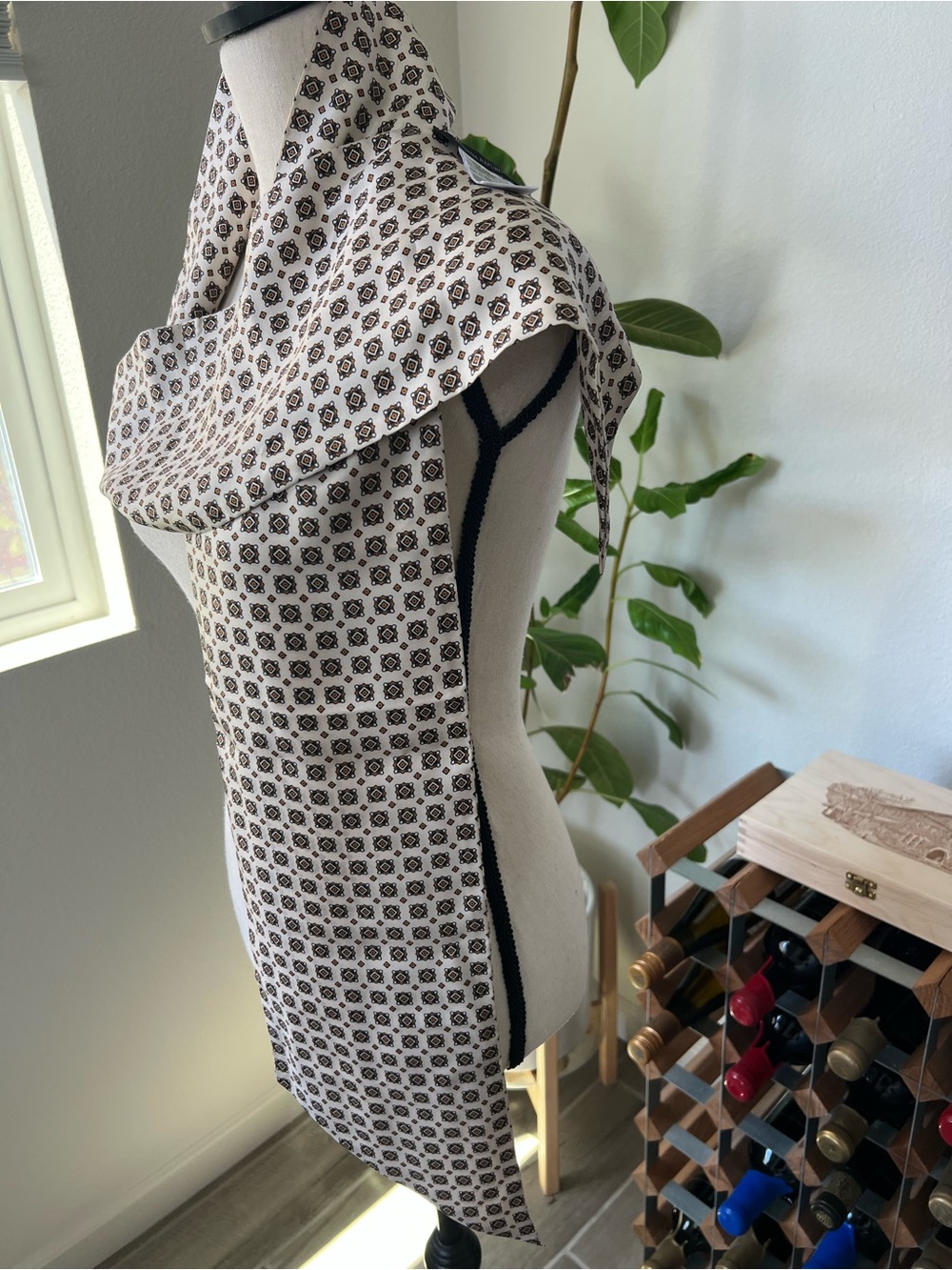 Banana Republic Neutral Geometric Print Silk Scarf - gorgeous!
